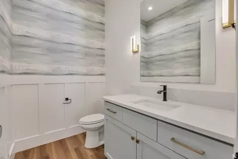 Bath - 713 E 1500 N #19, Orem, UT 84097 photo 5 of 7