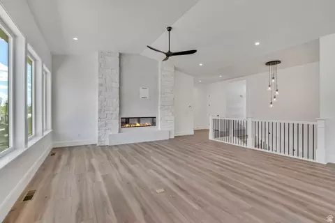 Living - 713 E 1500 N #19, Orem, UT 84097 photo 1 of 2