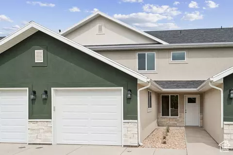 1615 N Angel St #H, Layton, UT 84041