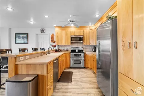 Kitchen - 170 E 400 N, Mount Pleasant, UT 84647 photo 1 of 2