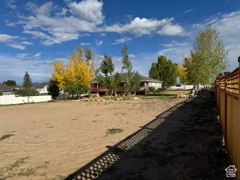 Exterior - 170 E 400 N, Mount Pleasant, UT 84647 photo 12 of 19
