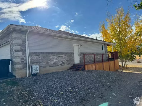 Exterior - 170 E 400 N, Mount Pleasant, UT 84647 photo 17 of 19