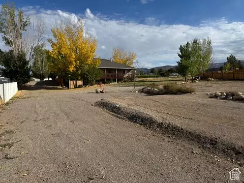 Exterior - 170 E 400 N, Mount Pleasant, UT 84647 photo 14 of 19