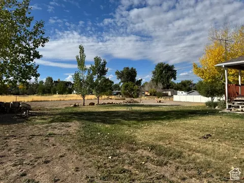 Exterior - 170 E 400 N, Mount Pleasant, UT 84647 photo 6 of 19