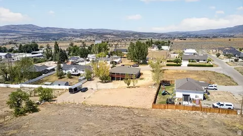 View/Area - 170 E 400 N, Mount Pleasant, UT 84647 photo 1 of 1
