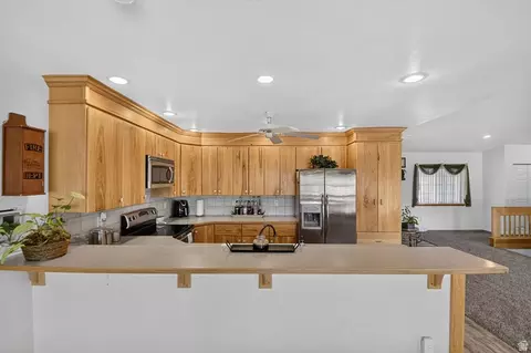 Kitchen - 170 E 400 N, Mount Pleasant, UT 84647 photo 1 of 4