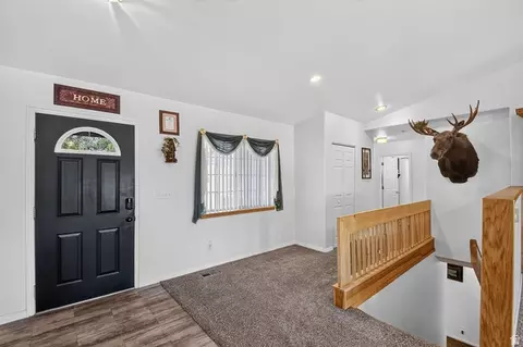 Entry Way - 170 E 400 N, Mount Pleasant, UT 84647 photo 1 of 3