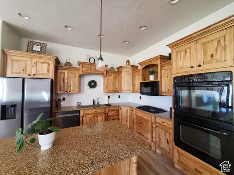 Kitchen - 86 N 2nd E, Montpelier, ID 83254 photo 1 of 4