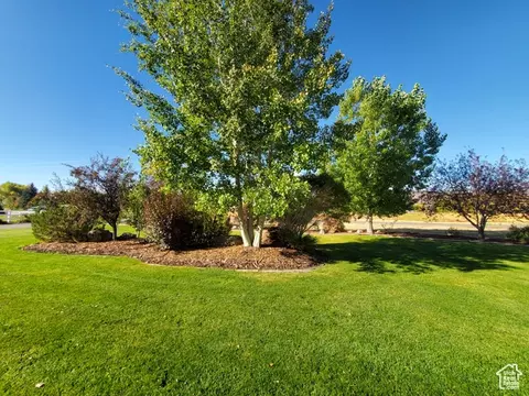 Exterior - 86 N 2nd E, Montpelier, ID 83254 photo 8 of 13