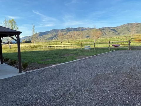 Exterior - 86 N 2nd E, Montpelier, ID 83254 photo 13 of 13