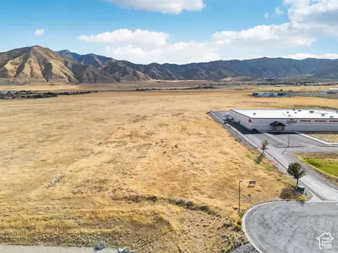 2510 N 400 E, Tooele, UT 84074 photo 3