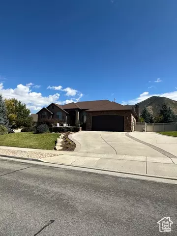 607 S Haylie Ln E, Tooele, UT 84074
