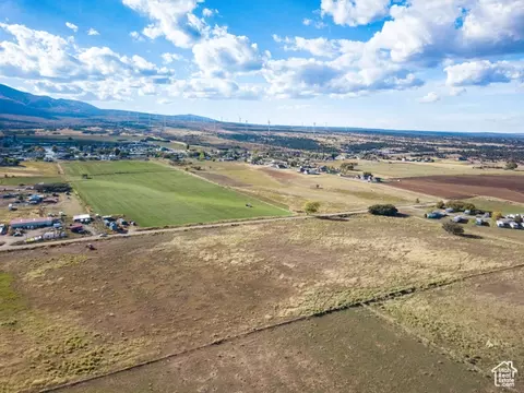 450 East #B, Monticello, UT 84535