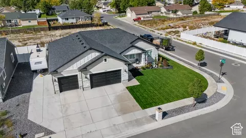 View/Area - 3881 N Chapman Dr, Eagle Mountain, UT 84005 photo 3 of 6