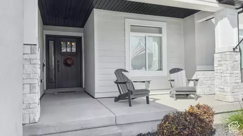 Exterior - 3881 N Chapman Dr, Eagle Mountain, UT 84005 photo 4 of 12
