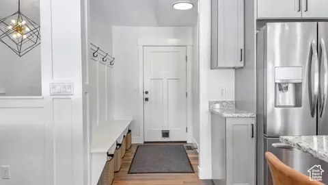Entry Way - 3881 N Chapman Dr, Eagle Mountain, UT 84005 photo 5 of 8