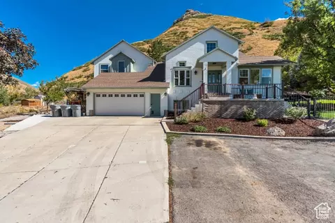 Exterior - 24 Quiet Meadow Ln, Mapleton, UT 84664 photo 3 of 7