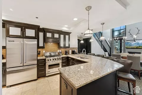 Kitchen - 2100 W Frostwood Blvd #7108, Park City, UT 84098 photo 1 of 7