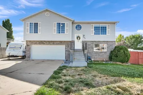 482 W 275 N, Clearfield, UT 84015