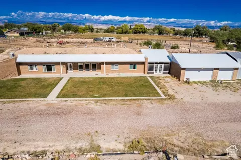 3310 S 2500 E, Vernal, UT 84078