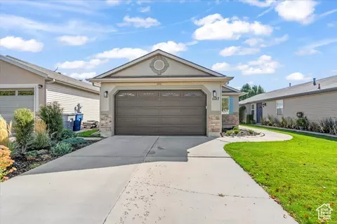 1127 W Haworth Dr, North Salt Lake, UT 84054