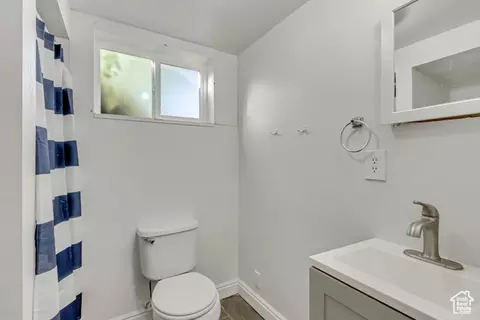 Bath - 360 E Center St, Centerville, UT 84014 photo 3 of 3