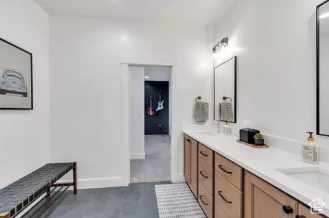 Bath - 415 S 1200 W, Mapleton, UT 84664 photo 7 of 22