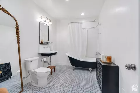 Bath - 415 S 1200 W, Mapleton, UT 84664 photo 8 of 22