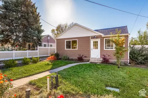 4658 S Box Elder St W, Murray, UT 84107