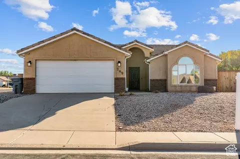 269 S 120 E, Ivins, UT 84738