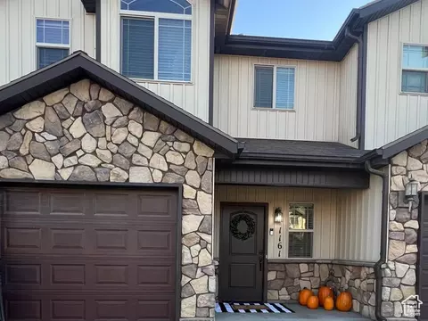 1161 W Lancelot Ln, West Haven, UT 84401