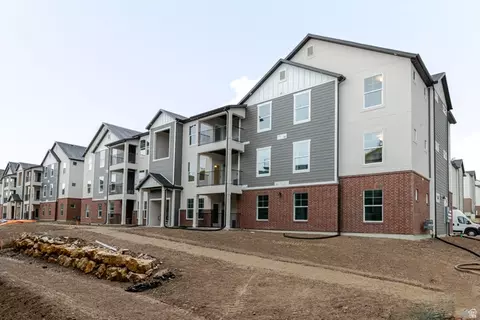 882 N Coulsen Dr #J203, Saratoga Springs, UT 84045