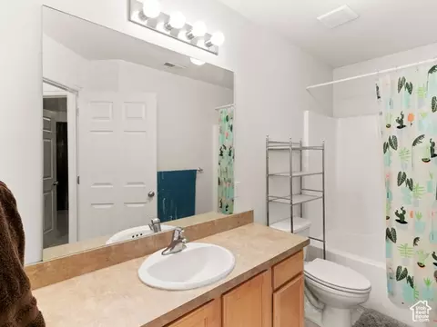 Bath - 362 E 800 N #1, Orem, UT 84057 photo 1 of 2