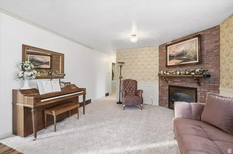 Living - 165 Main St, Georgetown, ID 83239 photo 1 of 3
