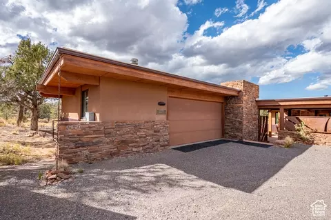 Exterior - 2277 E Broken Branch Dr #28, Boulder, UT 84716 photo 11 of 18