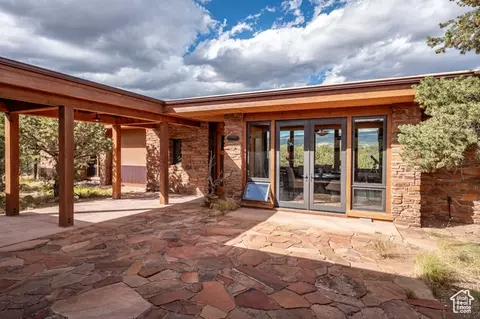 Exterior - 2277 E Broken Branch Dr #28, Boulder, UT 84716 photo 3 of 18