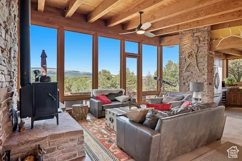 Living - 2277 E Broken Branch Dr #28, Boulder, UT 84716 photo 3 of 4