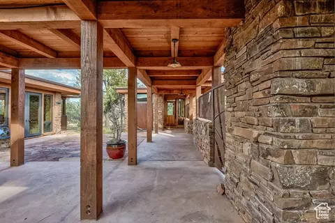 Exterior - 2277 E Broken Branch Dr #28, Boulder, UT 84716 photo 8 of 18