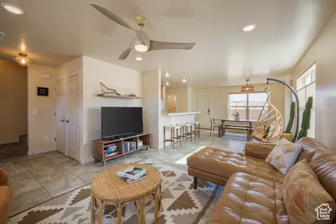 Living - 3853 S Red Valley Cir #17-A4, Moab, UT 84532 photo 2 of 3