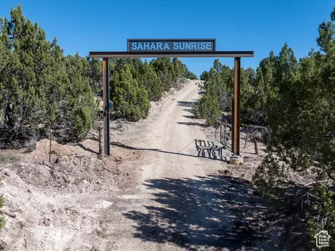 8902 W Sunrise Dr S #25, Eureka, UT 84628