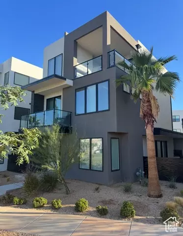 723 W Sapphire Ln, Saint George, UT 84790