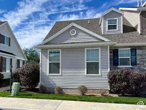 Exterior - 703 N 150 E, Salem, UT 84653 photo 2 of 4