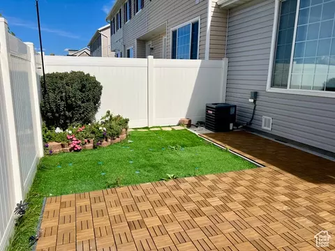 Exterior - 703 N 150 E, Salem, UT 84653 photo 3 of 4