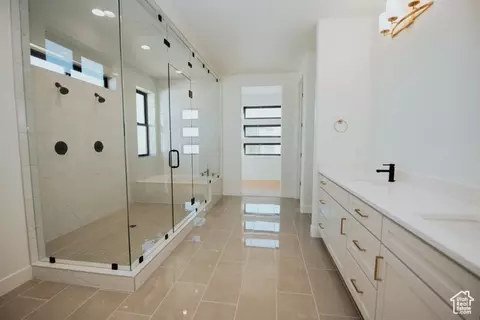 Bath - 520 S 800 W #14, Orem, UT 84058 photo 1 of 2