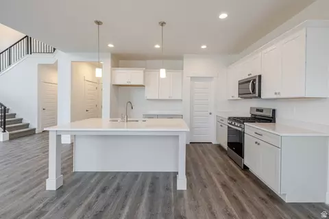 Kitchen - 1052 N Canvasback Dr #406, Eagle Mountain, UT 84043 photo 2 of 2