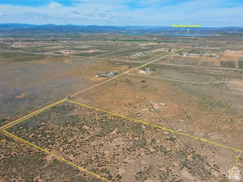 5500 S W #18-34, Duchesne, UT 84021