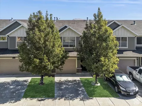 2448 S Andover St #333, West Haven, UT 84401