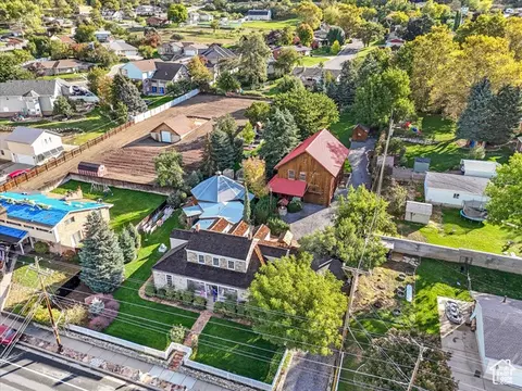 View/Area - 252 N 400 E, Centerville, UT 84014 photo 1 of 3
