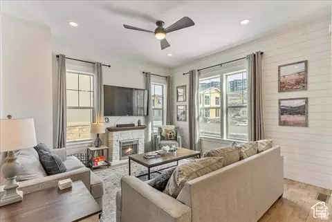 Living - 1053 W Wasatch Spring Rd, Hideout, UT 84036 photo 1 of 3