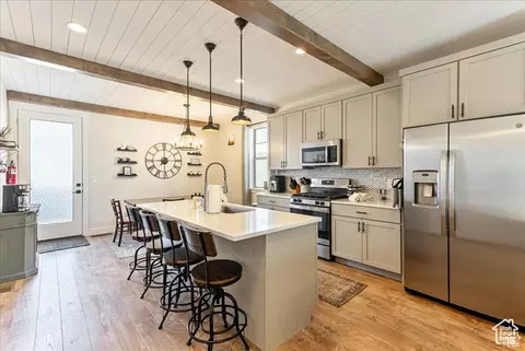 Kitchen - 1053 W Wasatch Spring Rd, Hideout, UT 84036 photo 2 of 4
